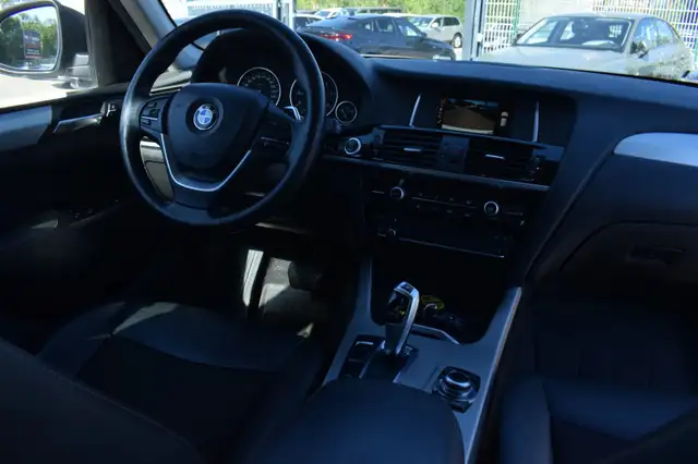 BMW X3 view 2