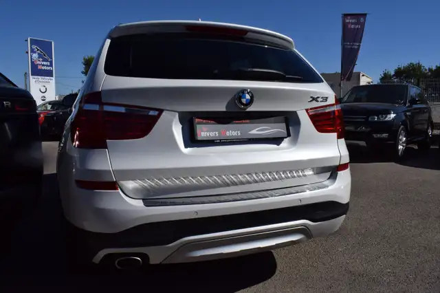 BMW X3 view 8