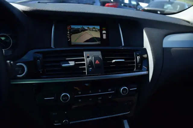 BMW X3 view 3