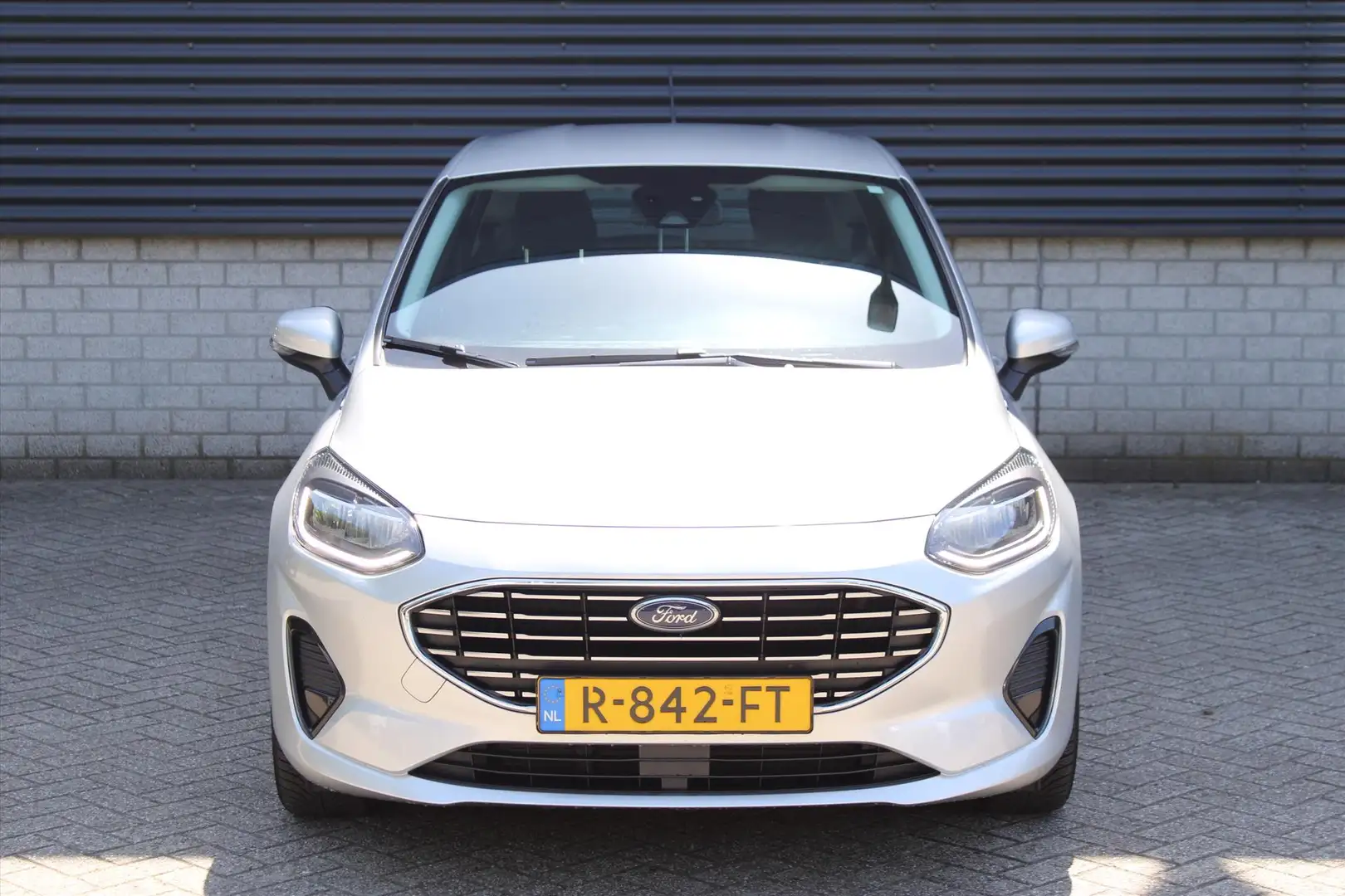 Ford Fiesta I 1.0 Titanium Hybrid 125pk I Automaat I Adaptive Gris - 2