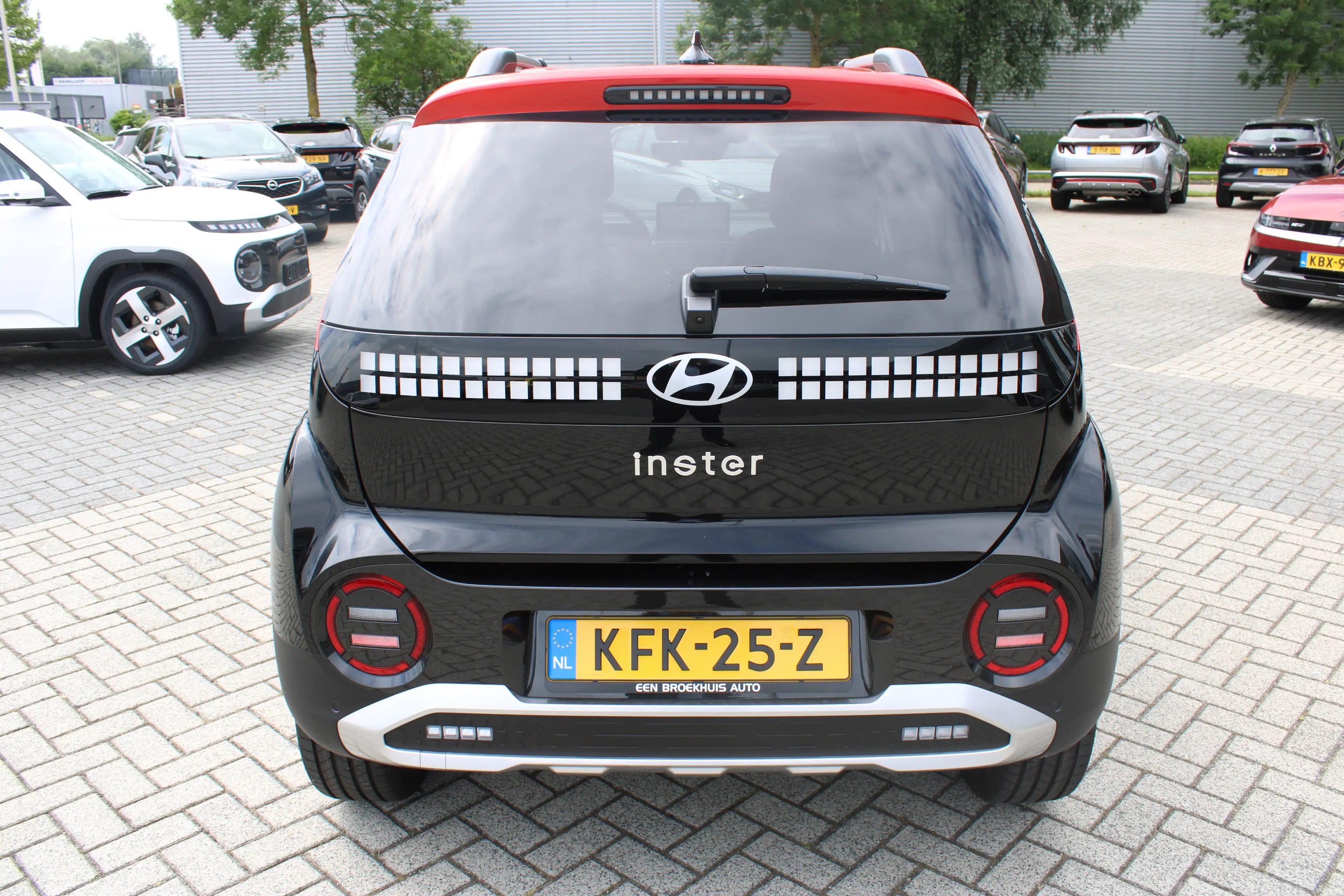 Hyundai Inster Evolve Sky 49 kWh | Tweekleurig| Glazen dak | Stoe — photo 34
