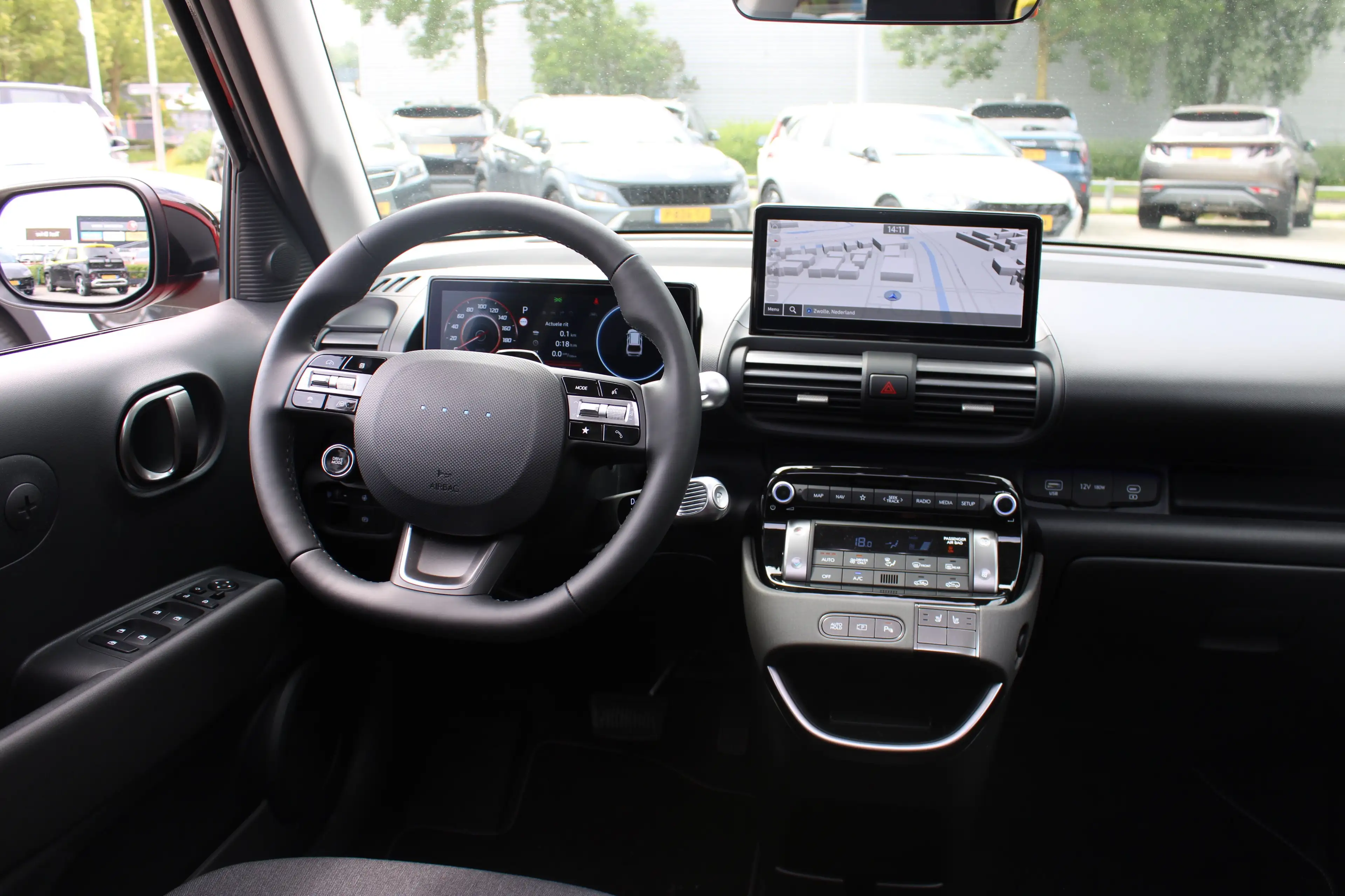 Hyundai Inster Evolve Sky 49 kWh | Tweekleurig| Glazen dak | Stoe — photo 33
