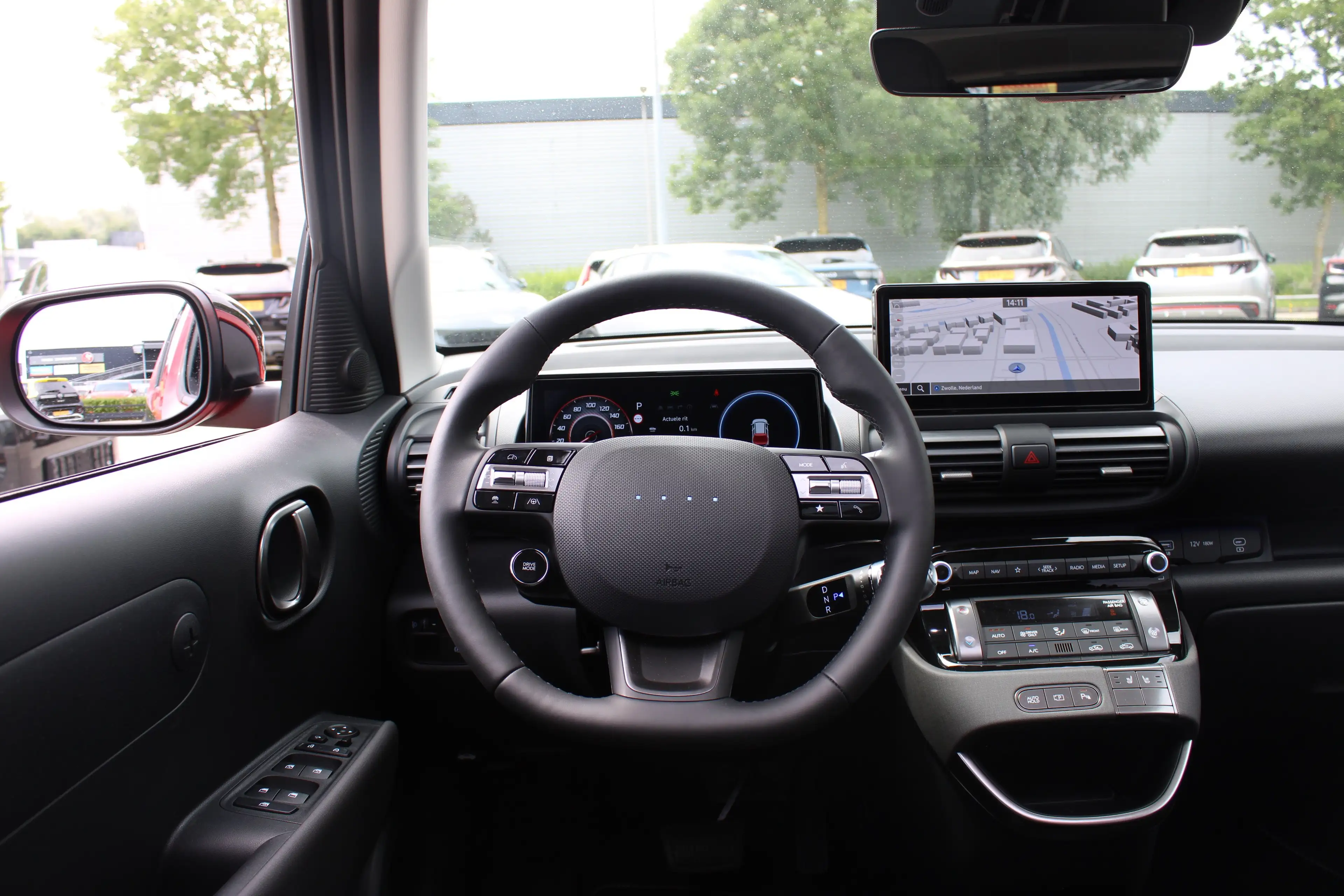 Hyundai Inster Evolve Sky 49 kWh | Tweekleurig| Glazen dak | Stoe — photo 32