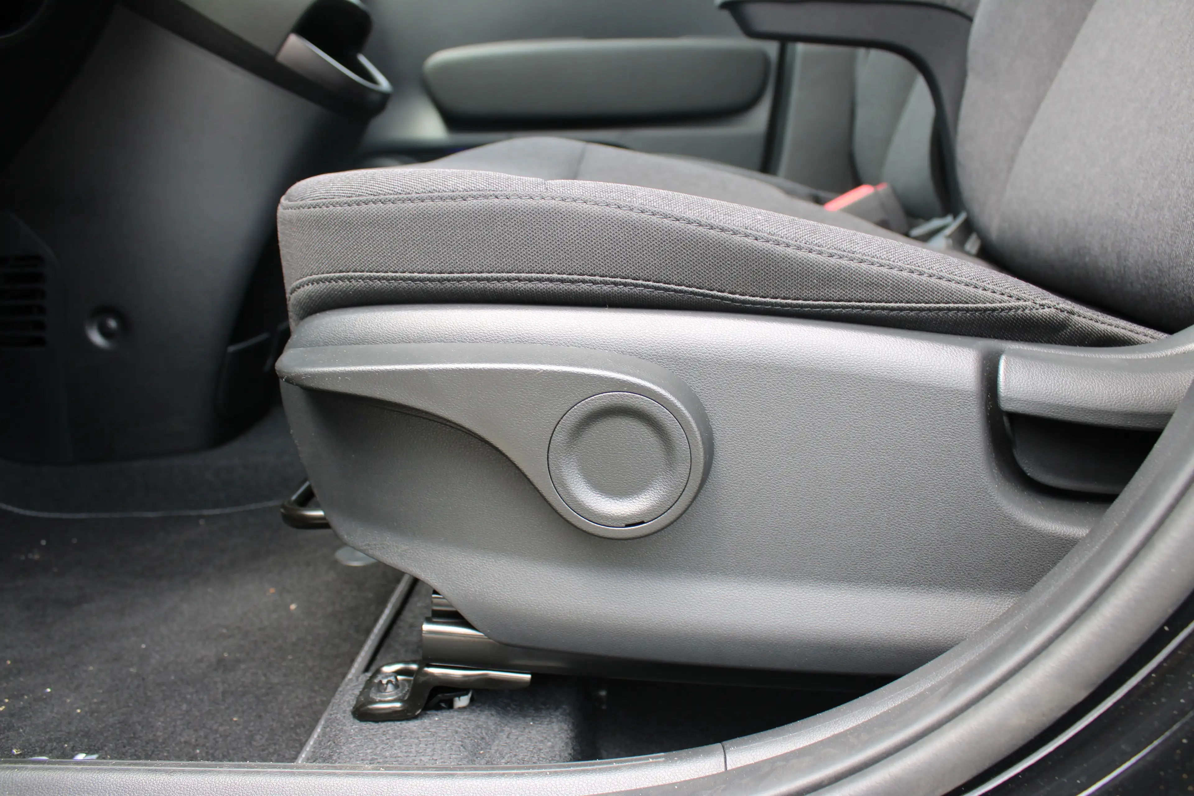 Hyundai Inster Evolve Sky 49 kWh | Tweekleurig| Glazen dak | Stoe — photo 11