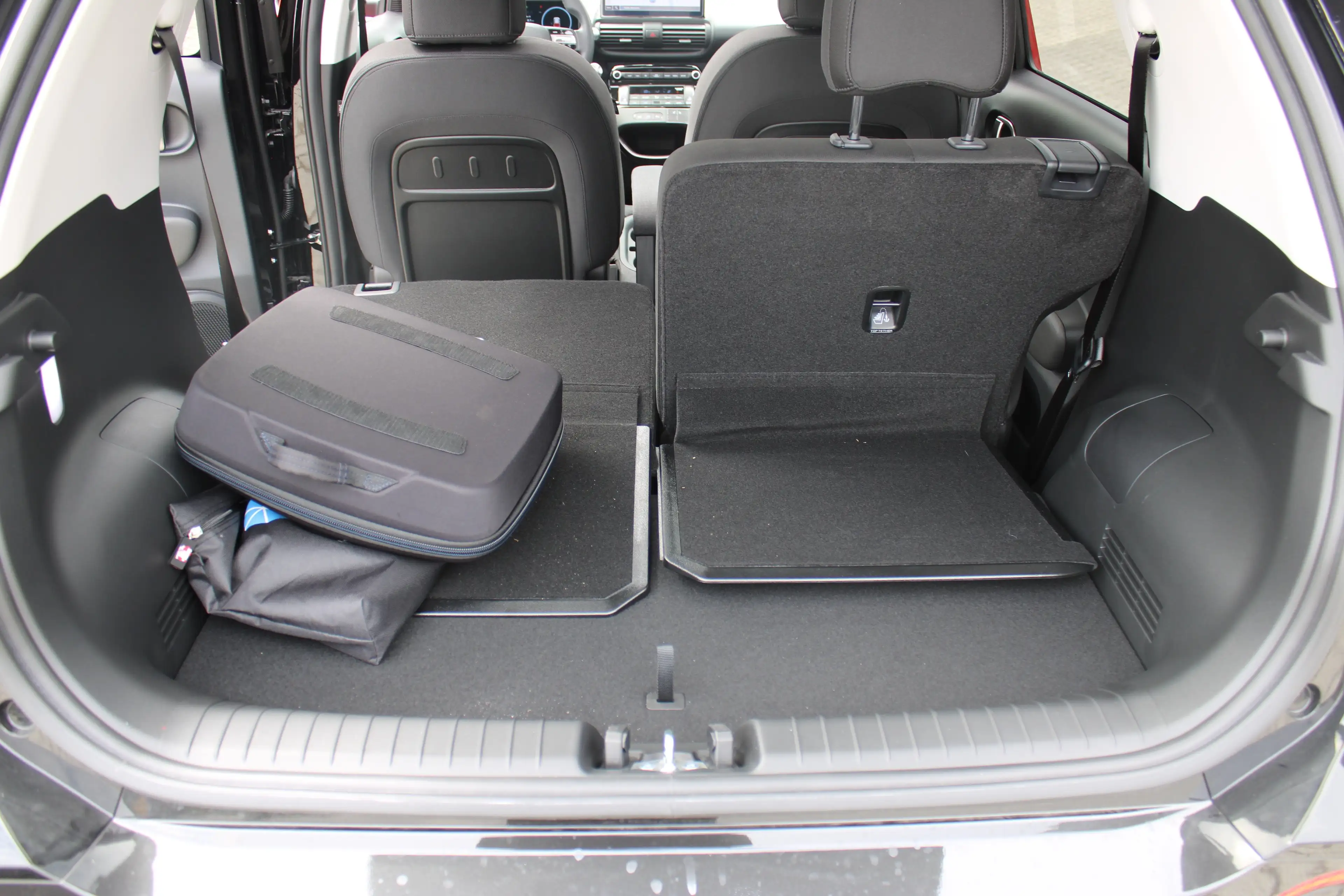 Hyundai Inster Evolve Sky 49 kWh | Tweekleurig| Glazen dak | Stoe — photo 30