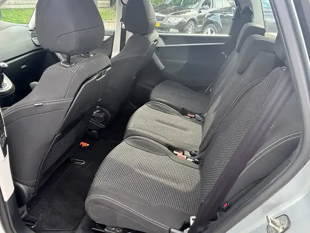 Citroen C4 Picasso view 15
