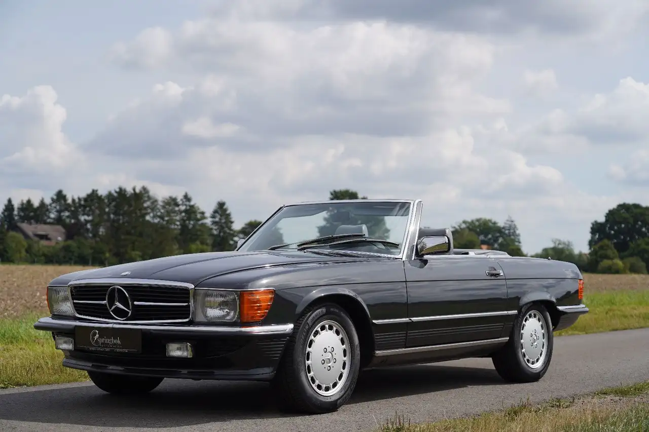 Mercedes-Benz SL 300, foto 1