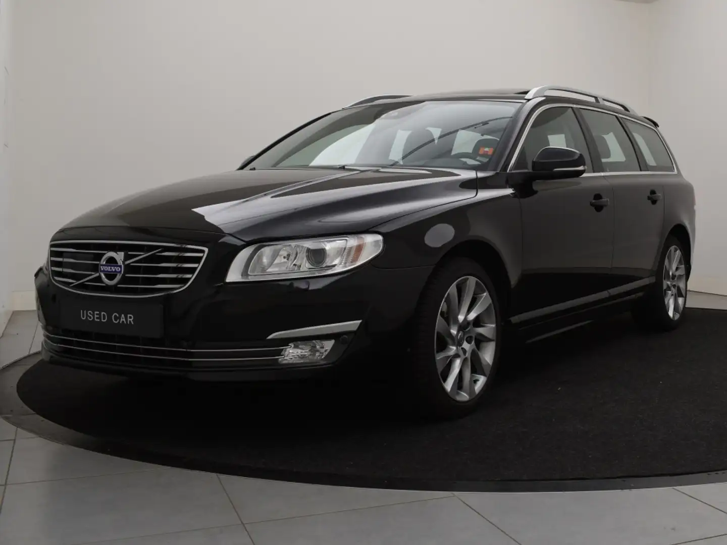 Volvo V70 T4 AUT(6) POLAR+ LUXURY LINE HARMAN KARDON KEYLESS Noir - 2