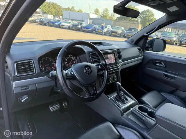 Volkswagen Amarok view 11