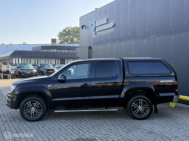 Volkswagen Amarok view 7