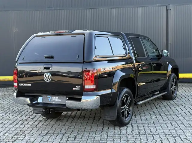 Volkswagen Amarok view 3