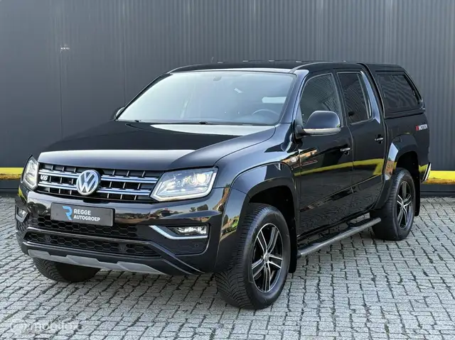 2020 Volkswagen Amarok in Black for sale