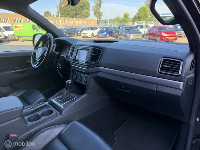 Volkswagen Amarok view 13