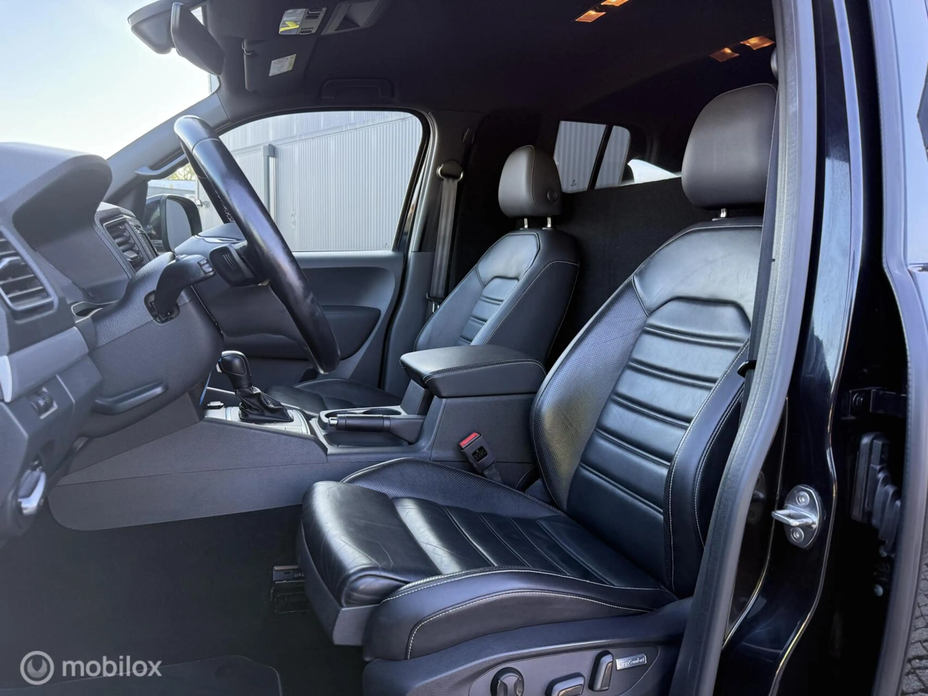 Volkswagen Amarok 3.0 TDI 4Motion Aventura HARDTOP — photo 4