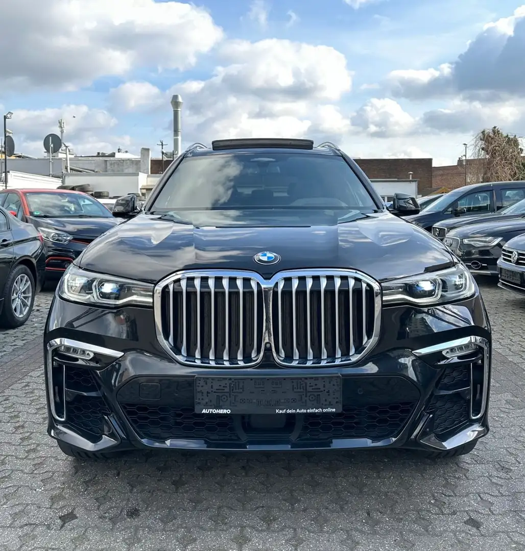 BMW X7 30d *M-SPORT*MASSAGE-AHK-7SITZER-SITZLÜFTUNG- Schwarz - 2