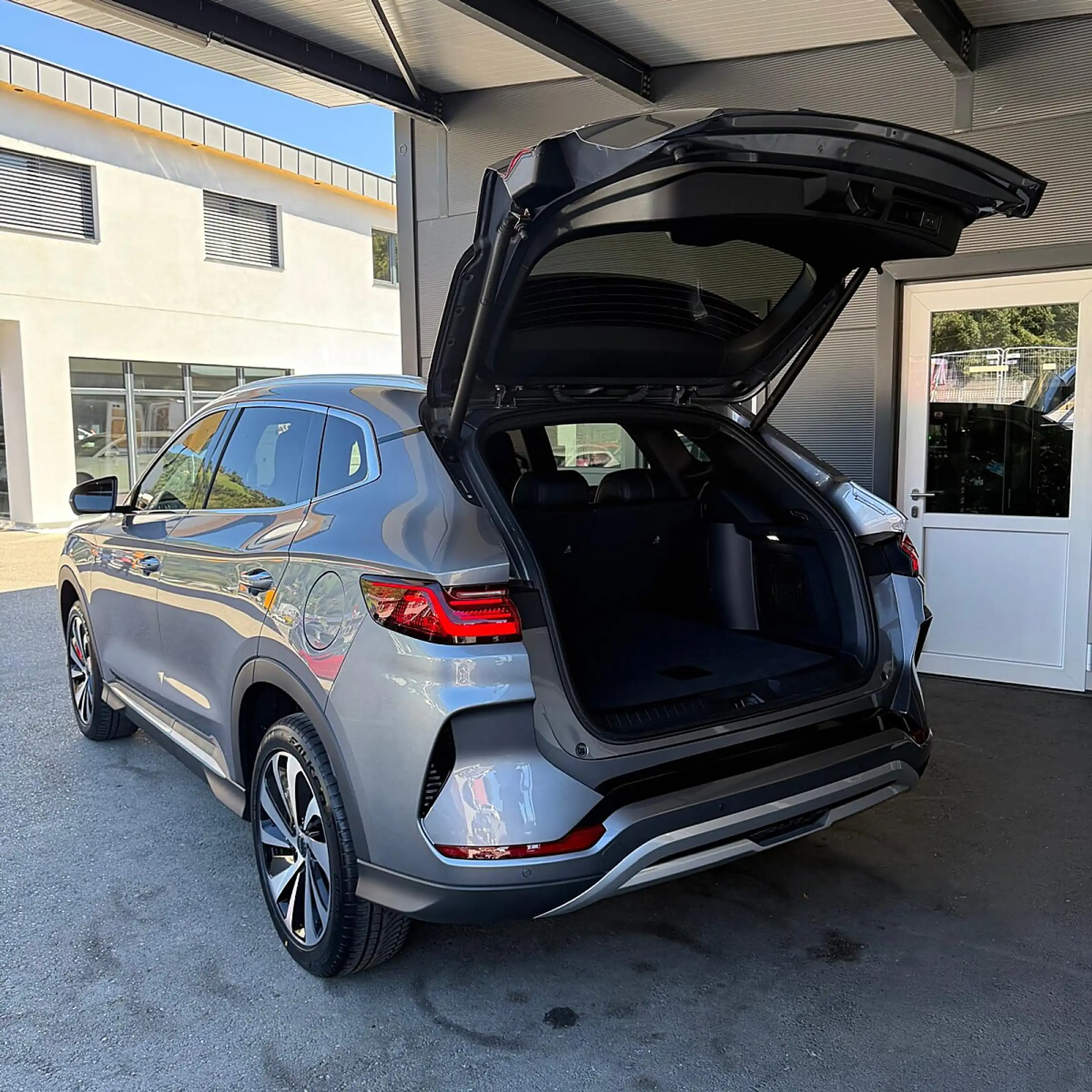 BYD Seal U DM-i PHEV 18,3kWh Boost — photo 10