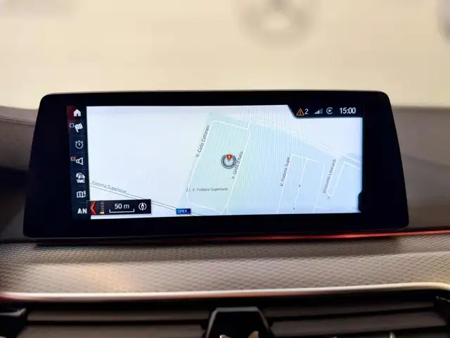 BMW 5 Series view 20
