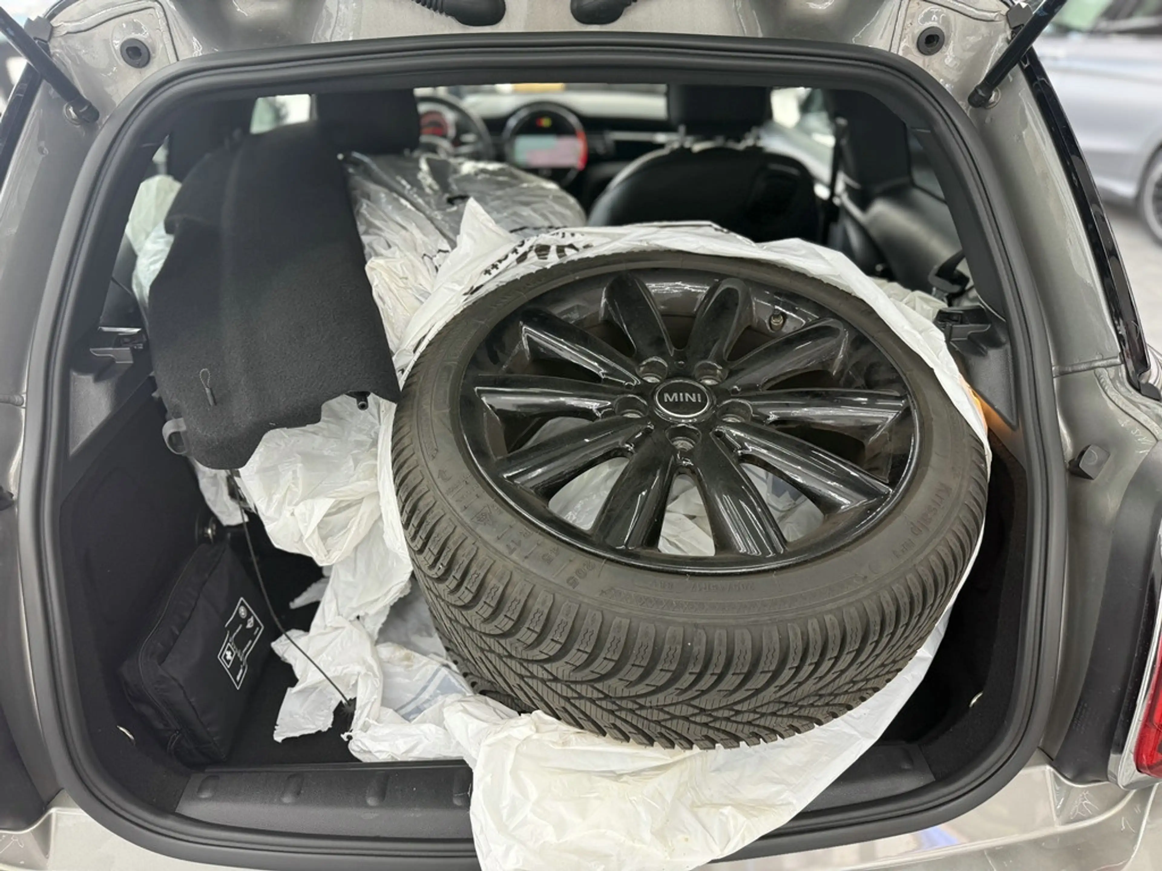 MINI Cooper S 2.0 Chili, LED, Leder, HUD, Pano, DAB — photo 14