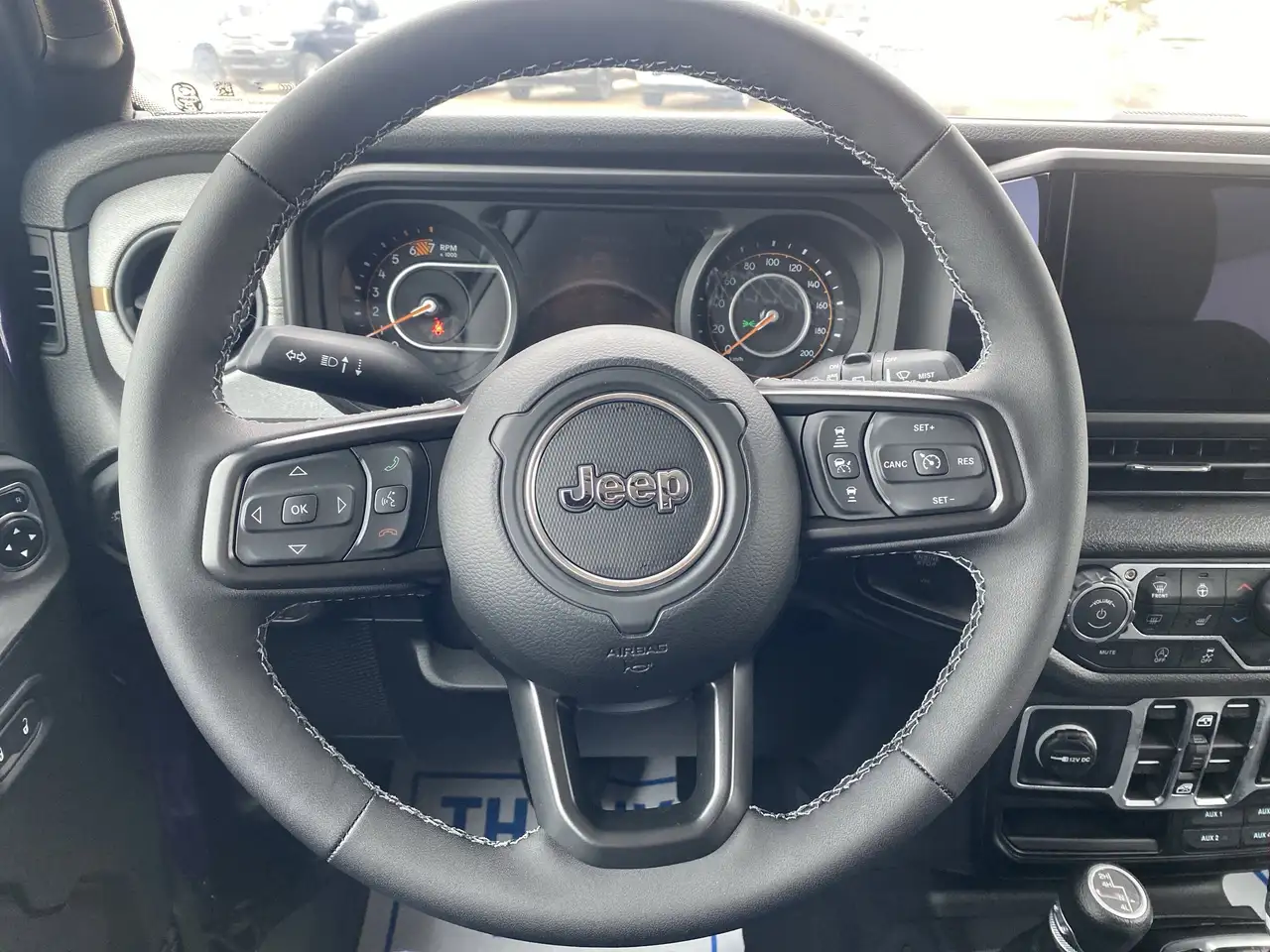Jeep Wrangler снимка Jeep Wrangler
