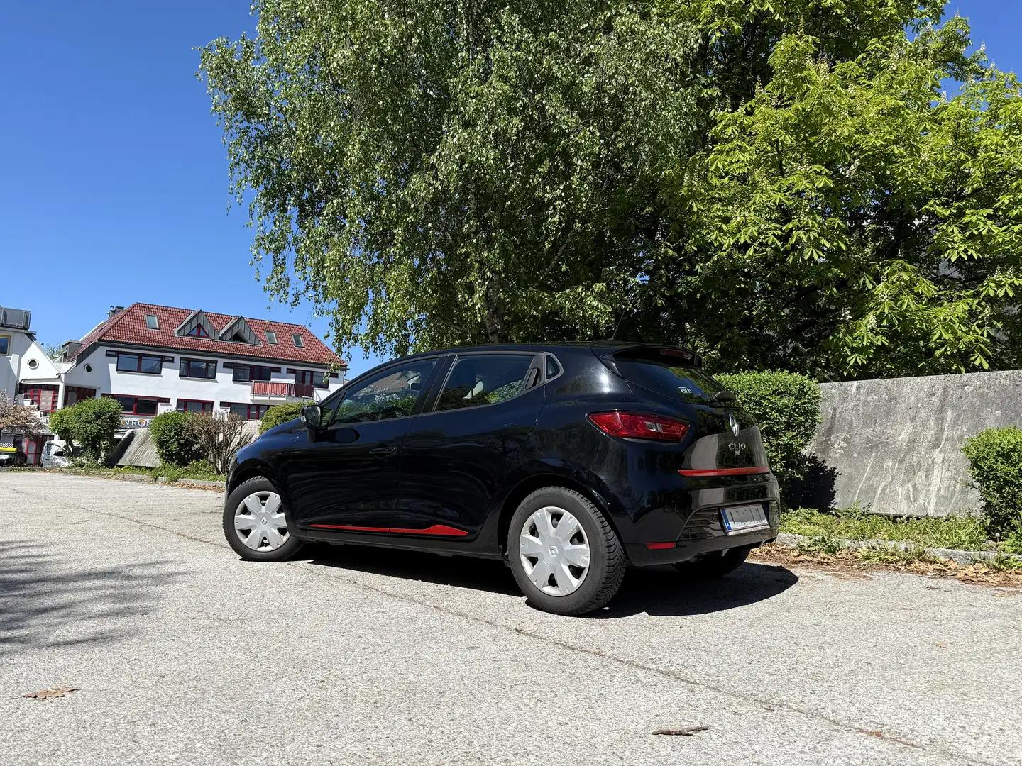 Renault Clio Clio Grandtour Dynamique ESM 1,2 16V Dynamique Schwarz - 2