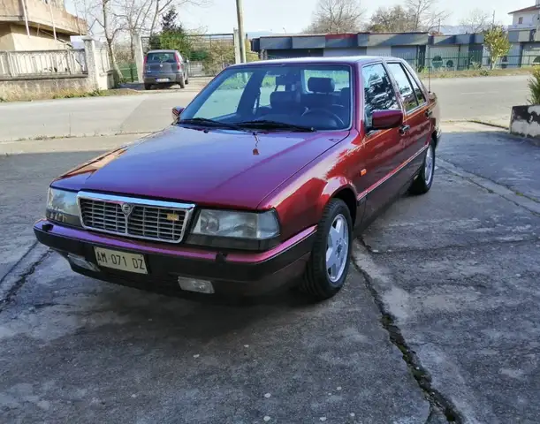 Lancia Thema