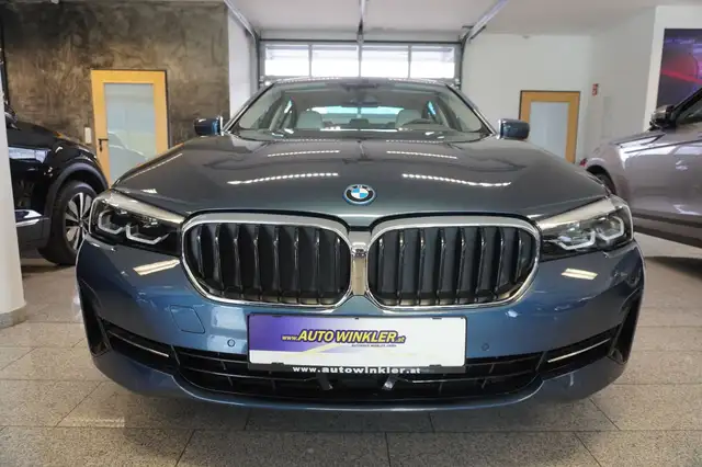 BMW 5 Series view 2