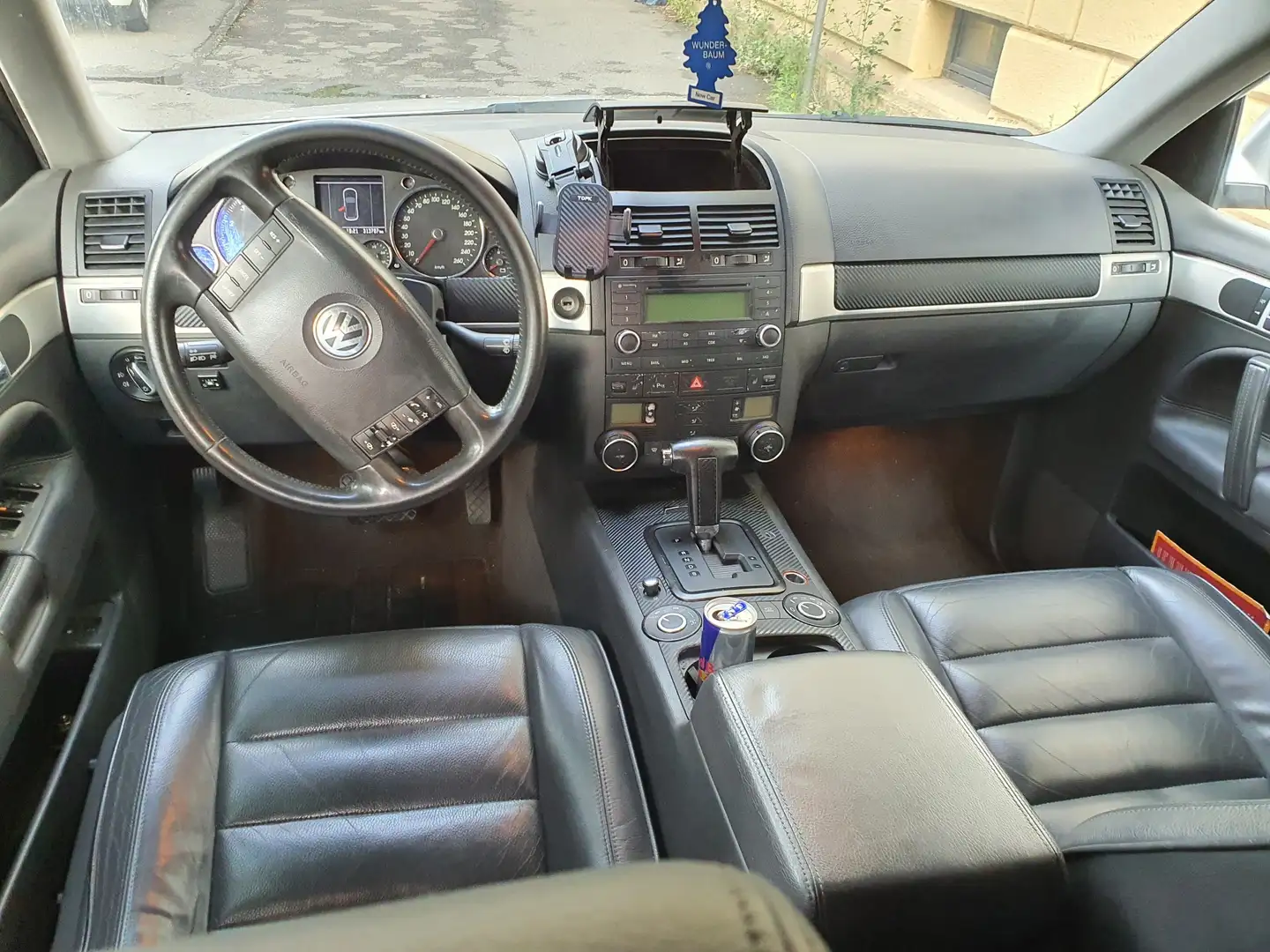 Volkswagen Touareg V6 Сірий - 1