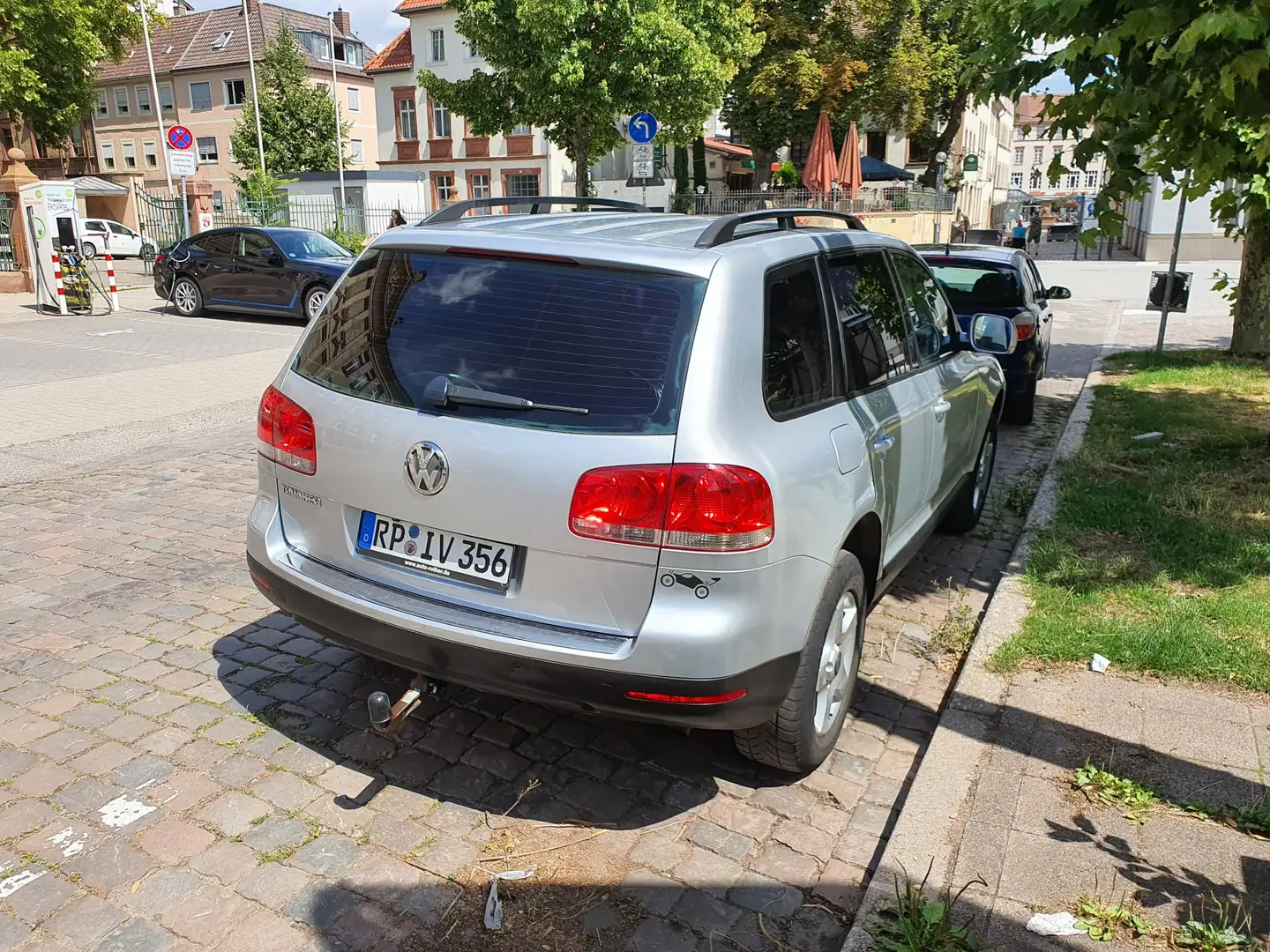 Volkswagen Touareg V6 Сірий - 2