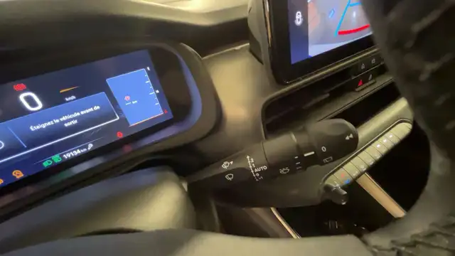 Jeep Avenger view 9