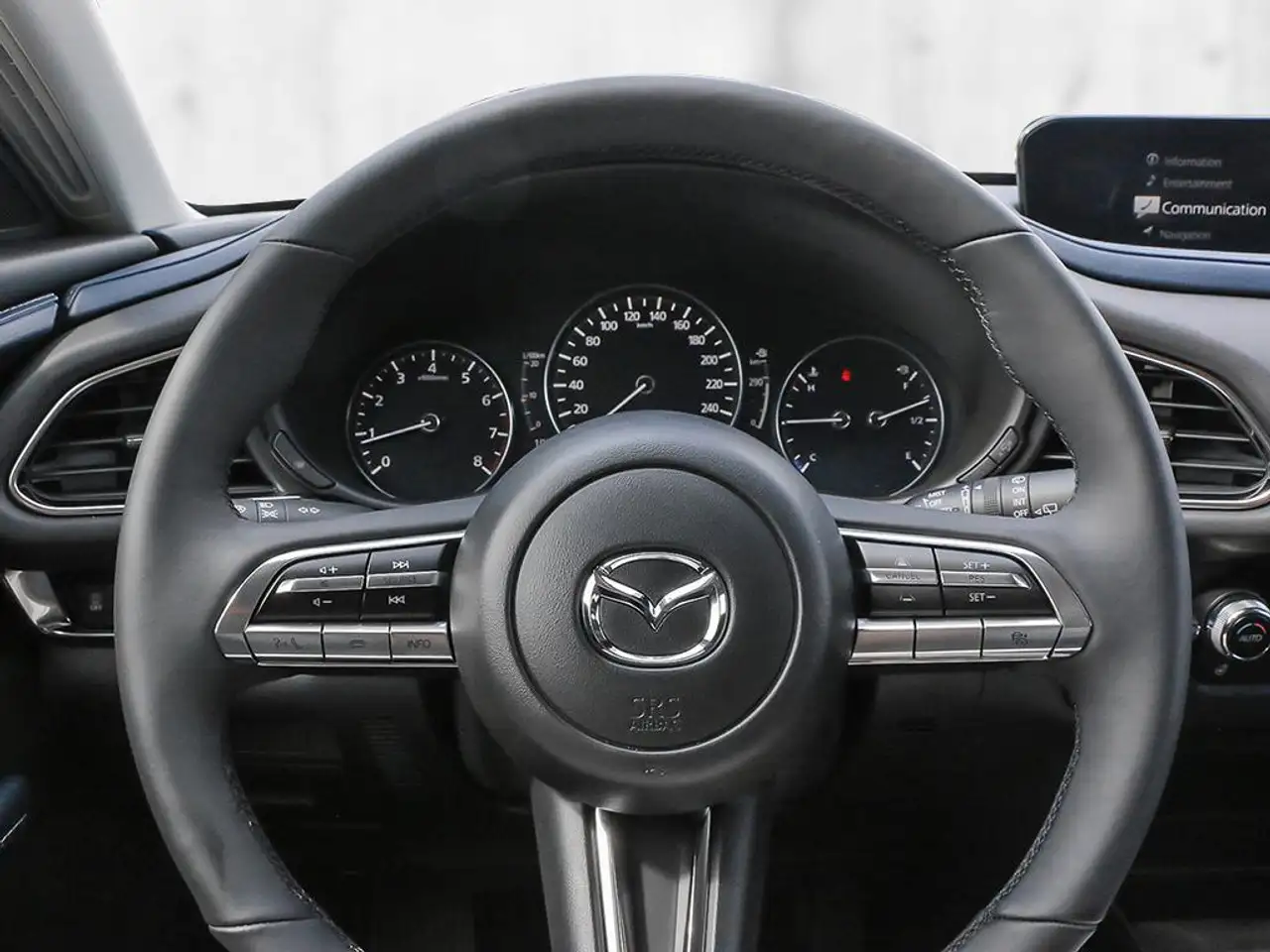 Mazda CX-30 снимка Mazda CX-30