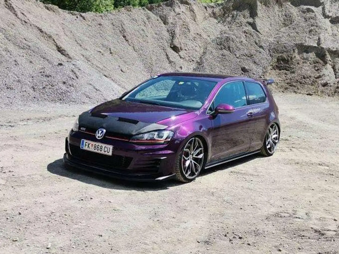 Volkswagen Golf GTI Golf GTI 2,0 TSI Performance GTI Performance Violett - 1