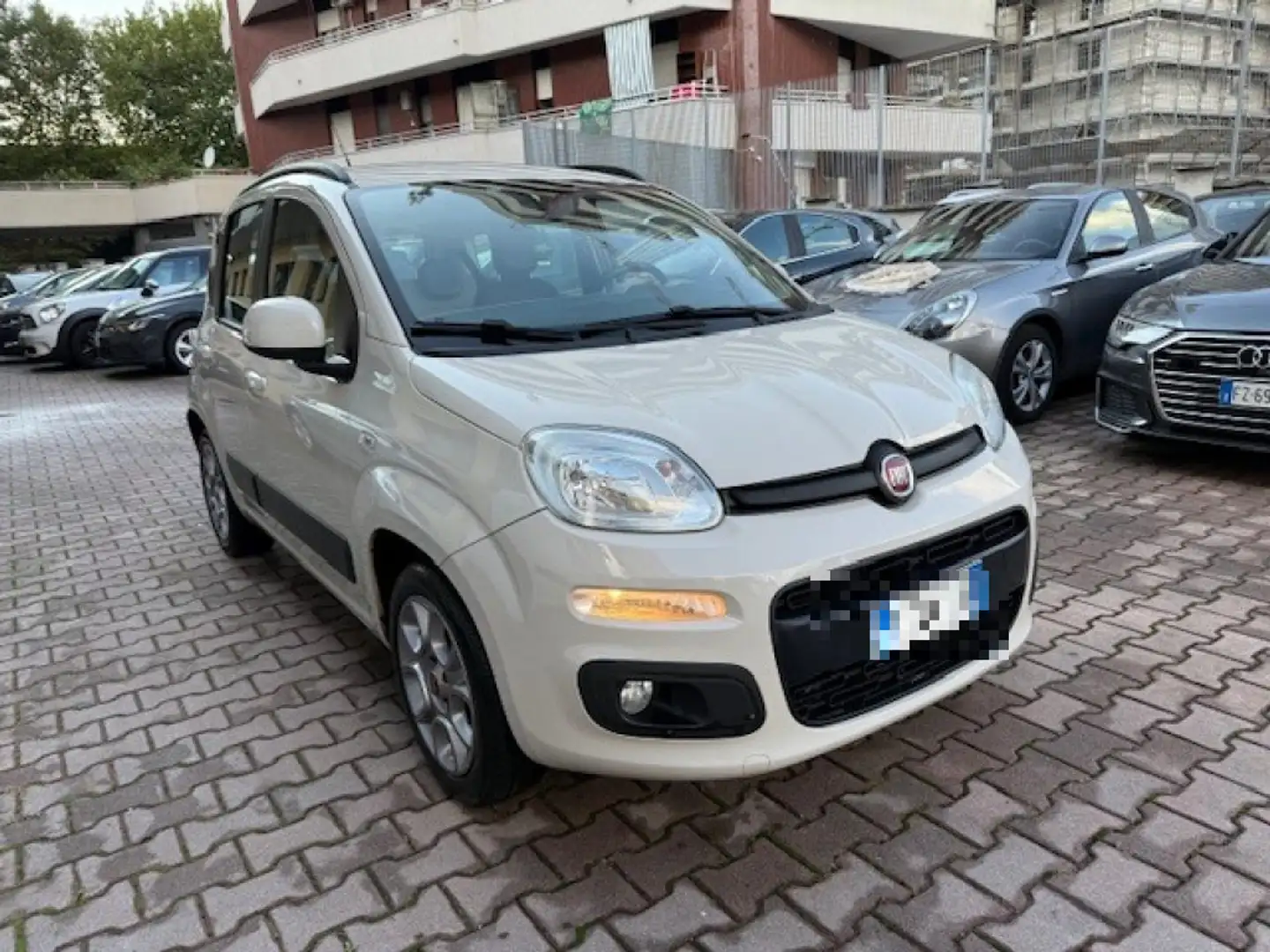 Fiat Panda 1.3 MJT 95 CV S&S Lounge Beige - 1
