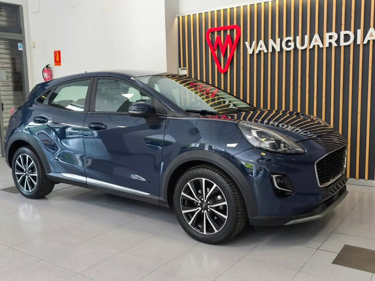 Ford Puma 1.0 EcoBoost 125cv Titanium Design MHEV Azul - 2