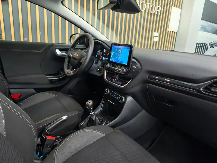 Ford Puma 1.0 EcoBoost Titanium Design MHEV 2024, foto 24