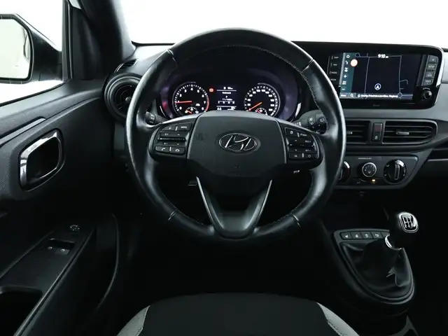 Hyundai I10 view 10