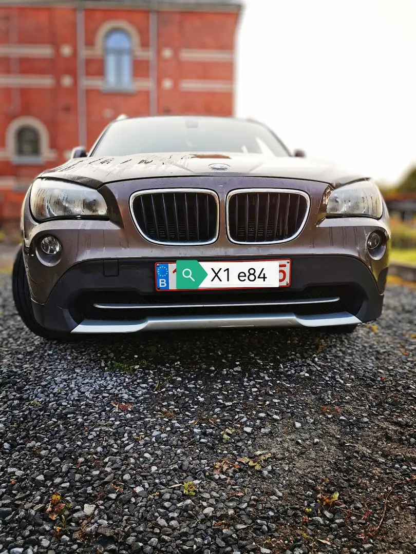 BMW X1 2.0 d sDrive18 - 1