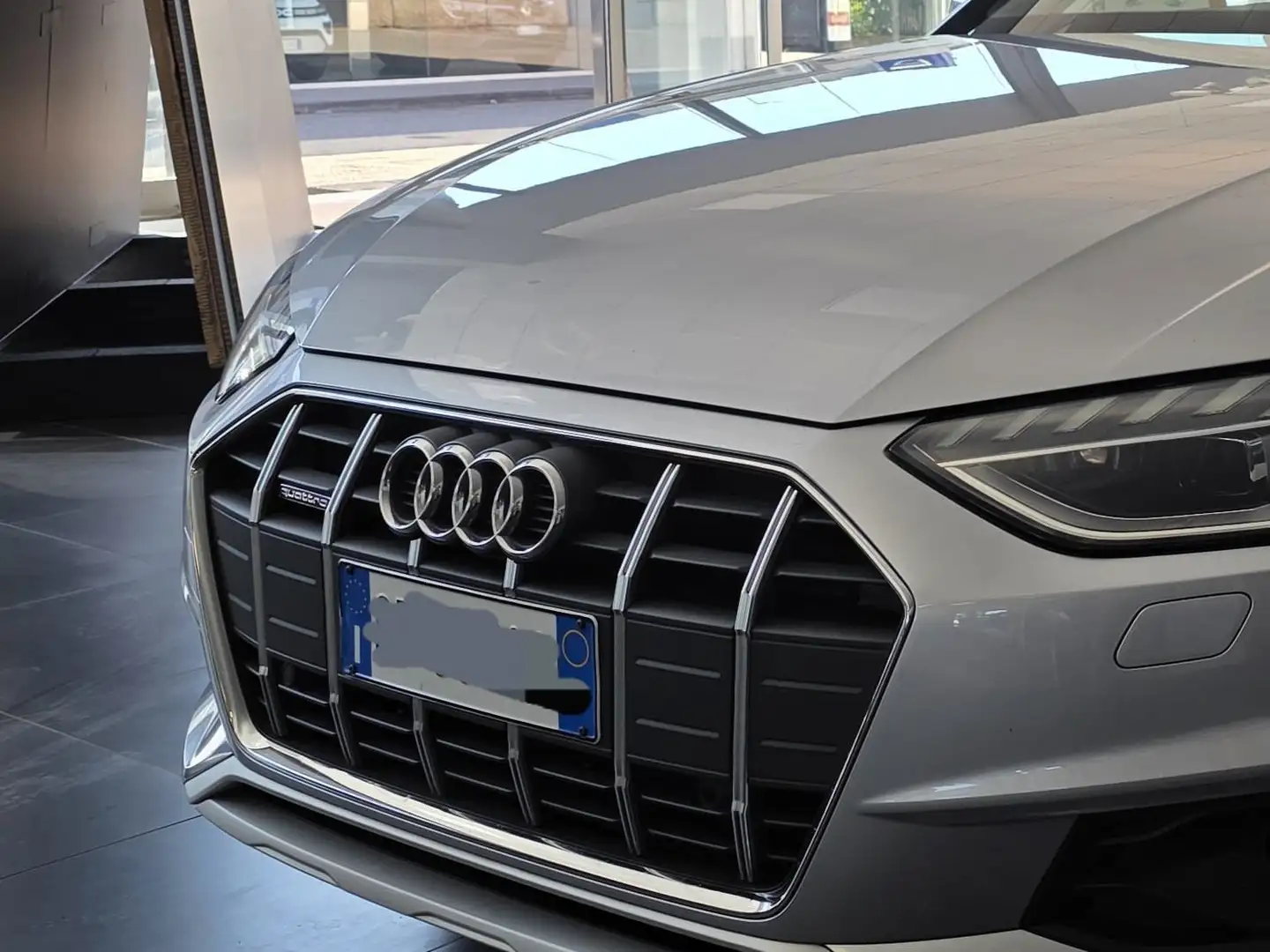 Audi A4 allroad A4 Allroad 40 2.0 tdi mhev Business quattro 204cv Plateado - 2