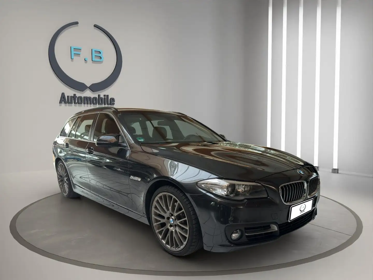 BMW 520 d/NAVI/PDC/KLIMA/PD/SD/UVM.. Gris - 1