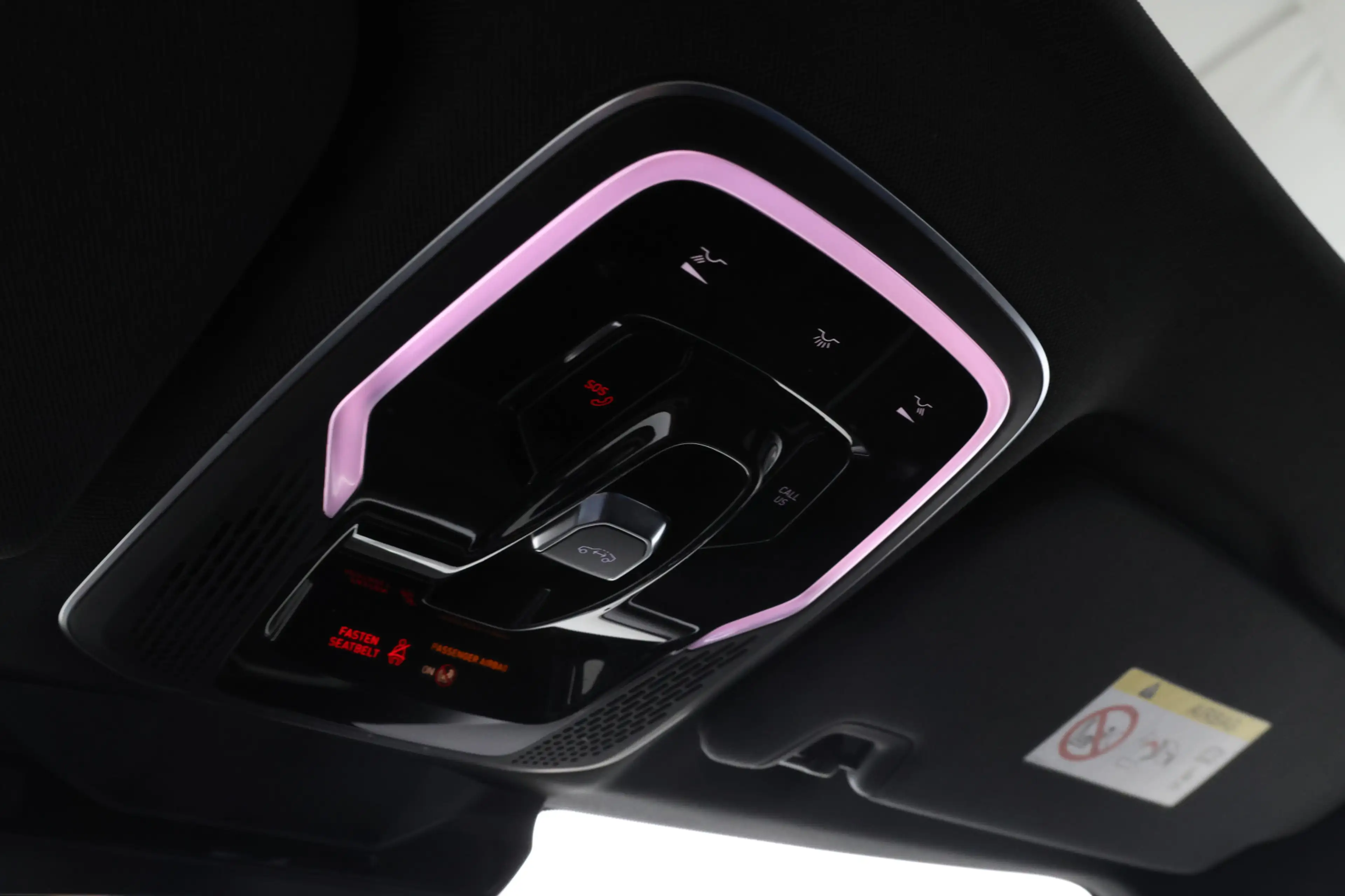 Lynk & Co 01 1.5 Panorama, Apple carplay, Zwarte hemel! — photo 37
