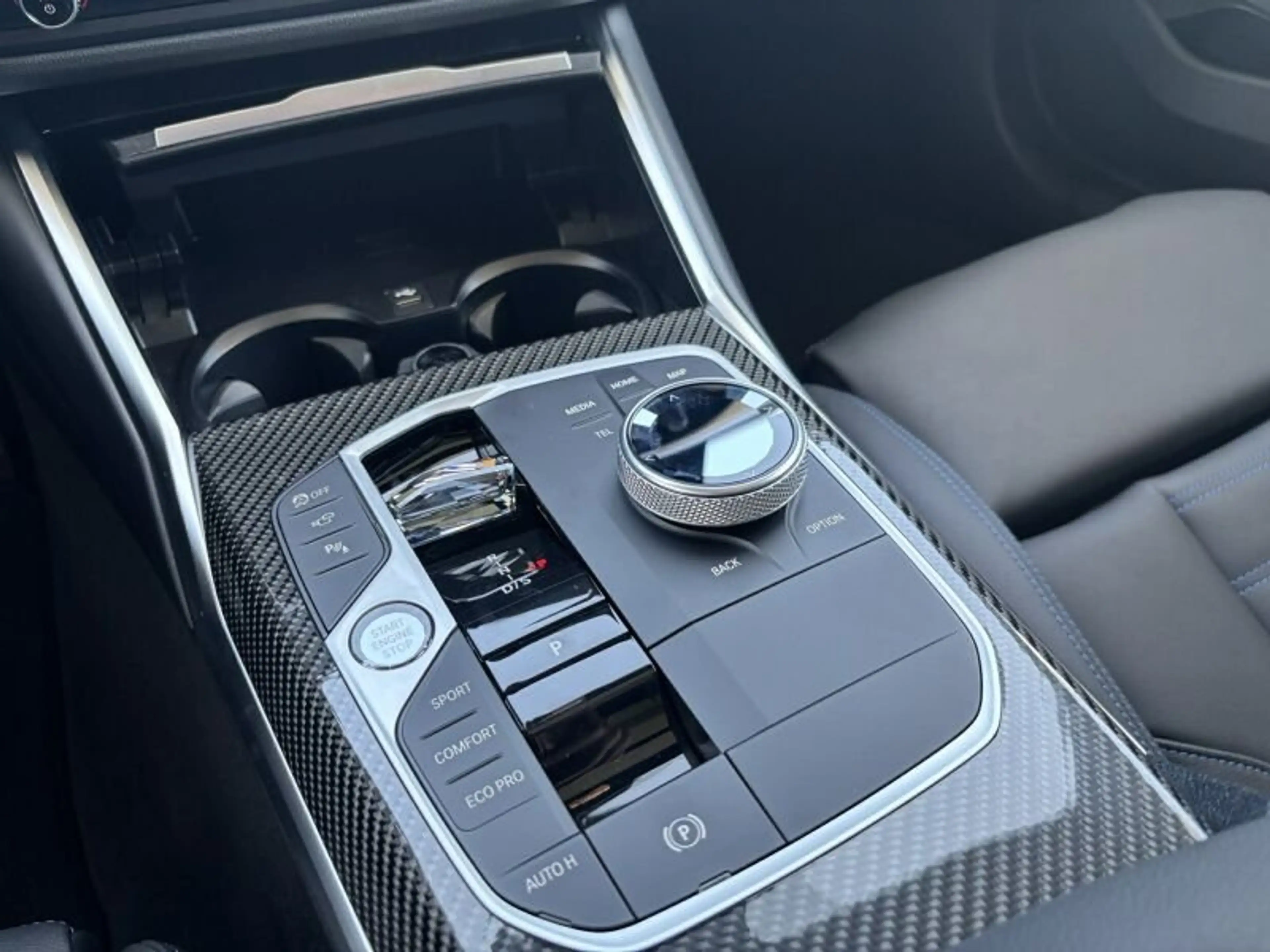 BMW 340 Md xDrive Touring — photo 9