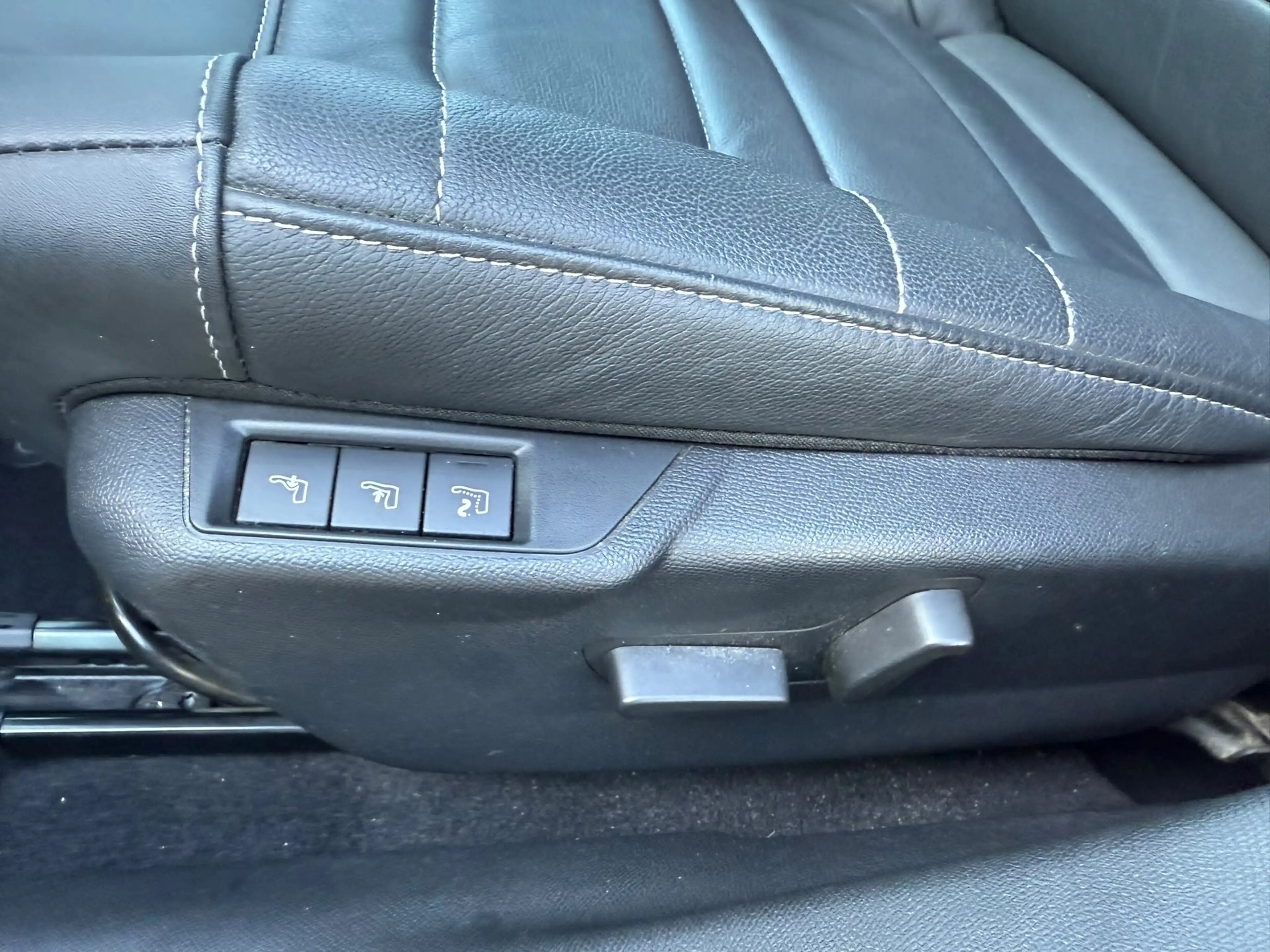 Citroen C4 1.2 PureTech Shine, Automaat, Panodak, Navi, Camer — photo 10