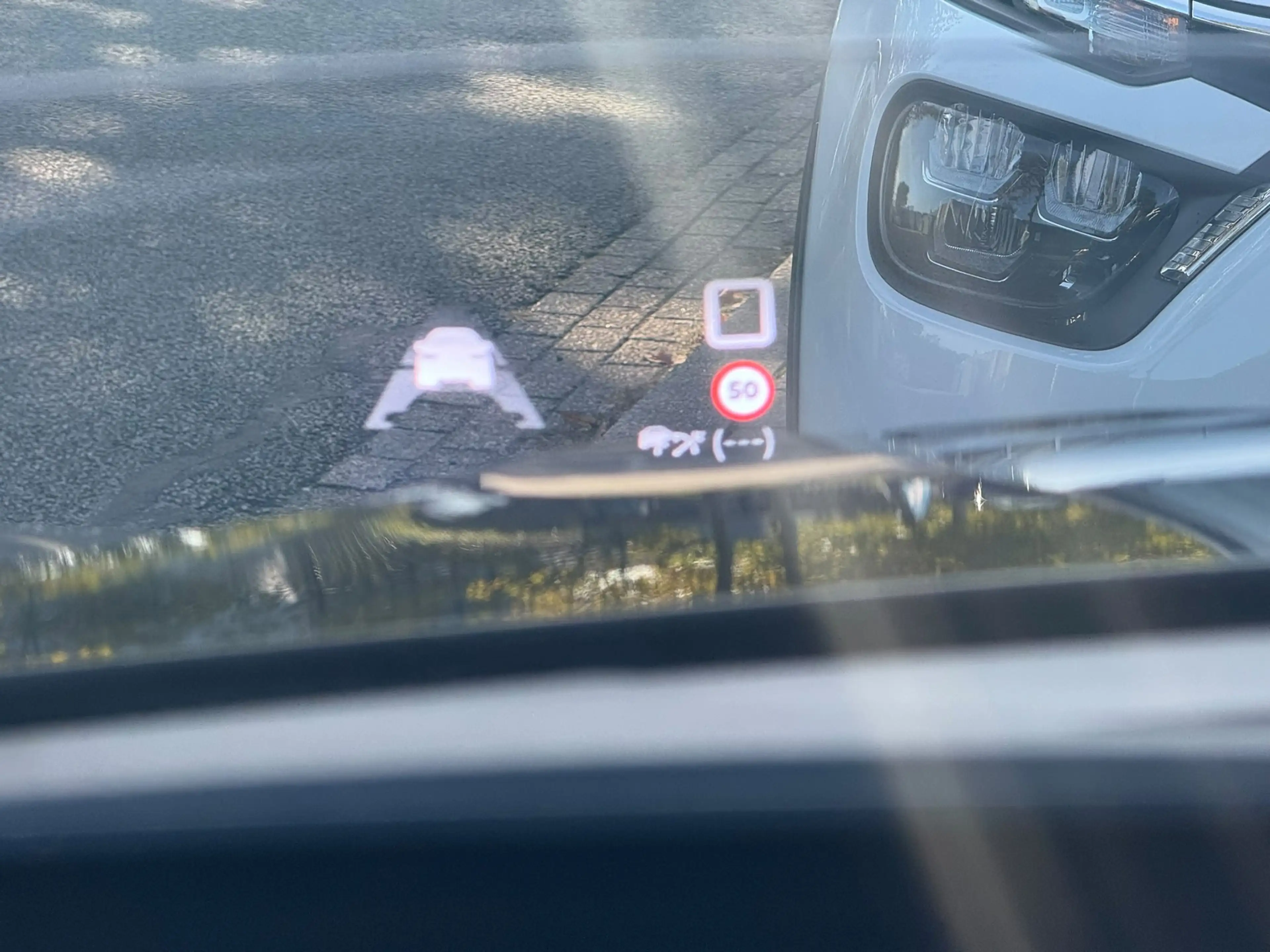 Citroen C4 1.2 PureTech Shine, Automaat, Panodak, Navi, Camer — photo 18