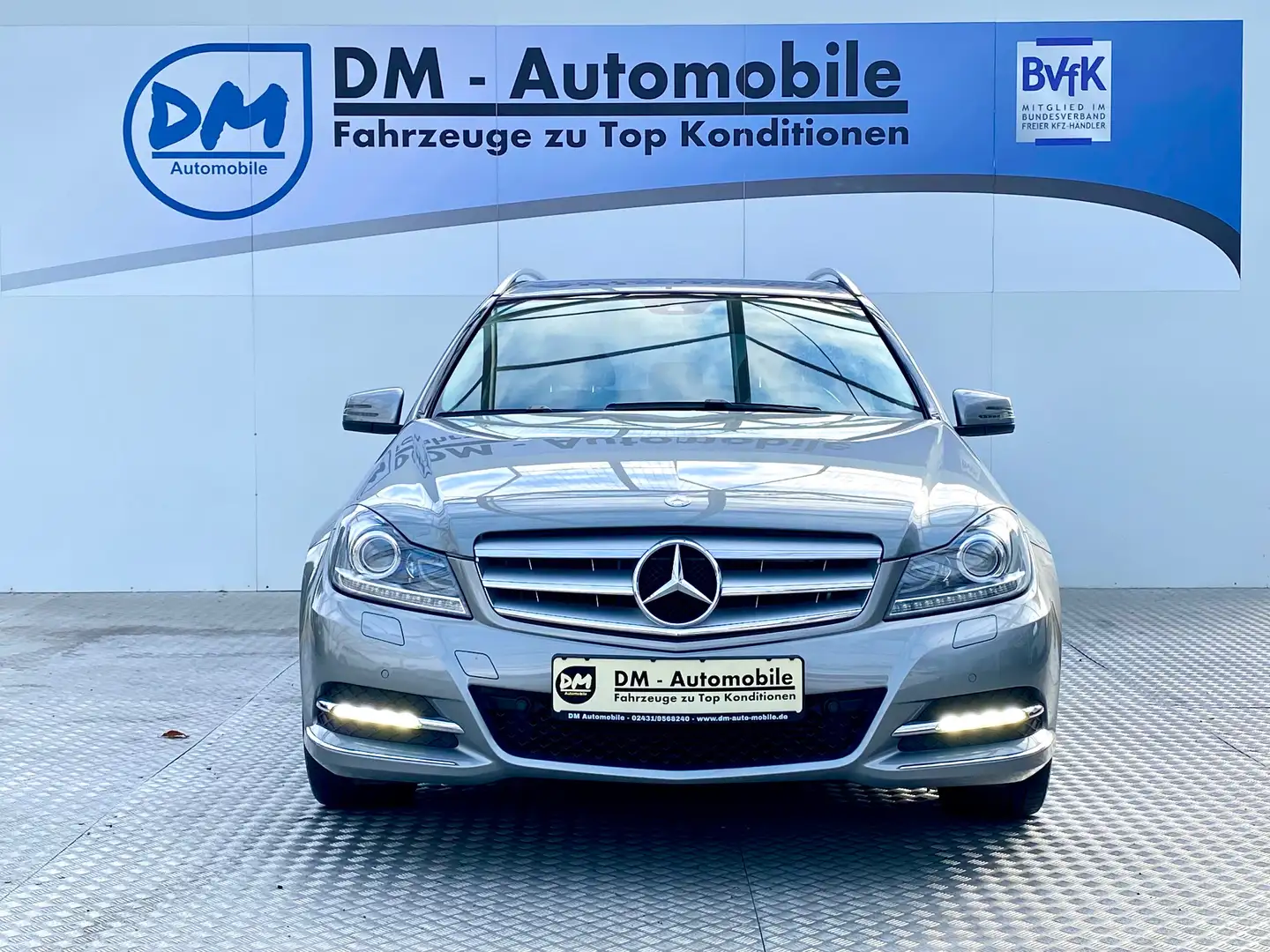 Mercedes-Benz C 220 T CDI 7G-TRONIC AVANTGARDE XENON NAVI AHK Grau - 2