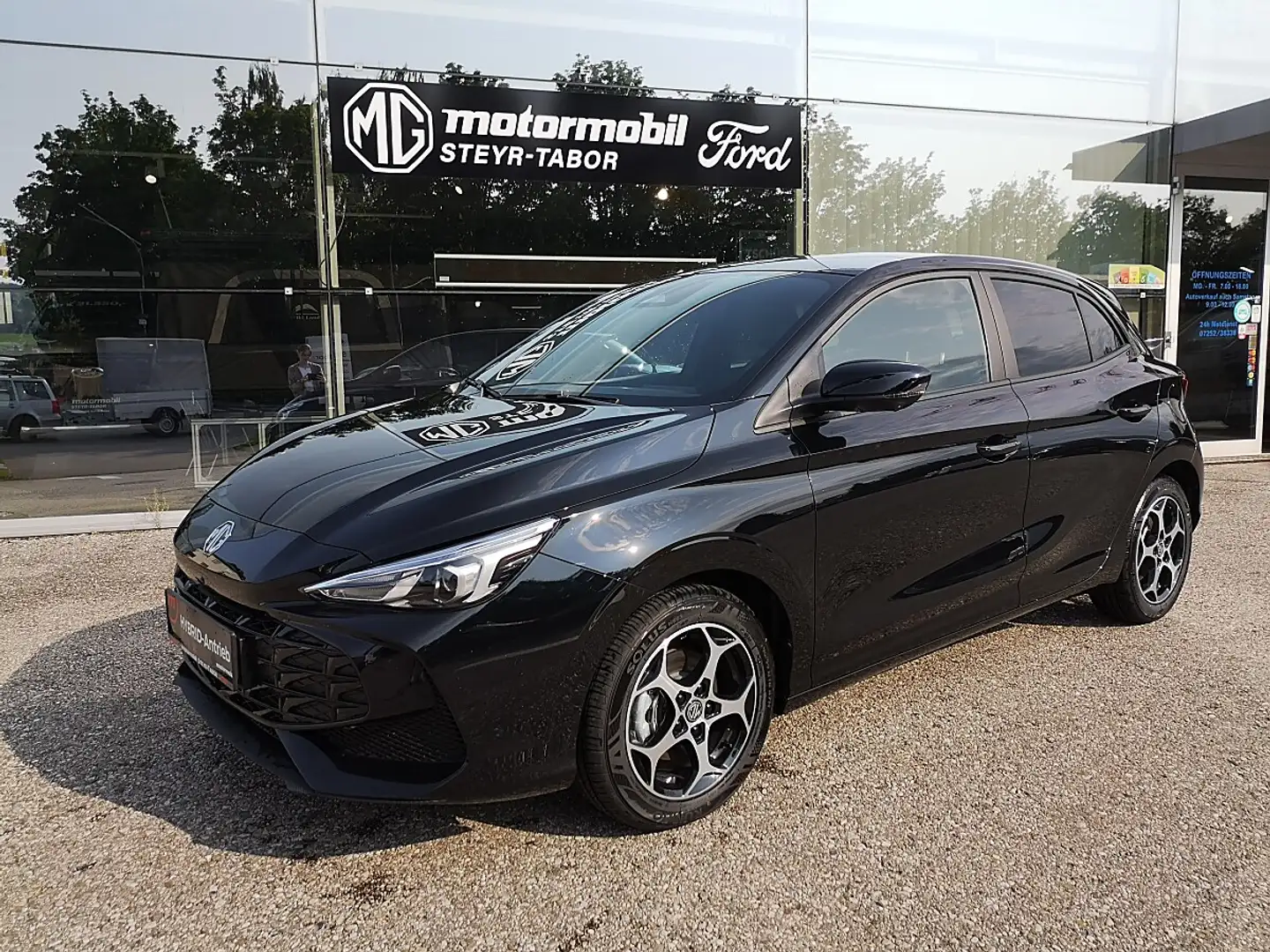 MG MG3 1,5 Hybrid+ Luxury Aut. Schwarz - 1