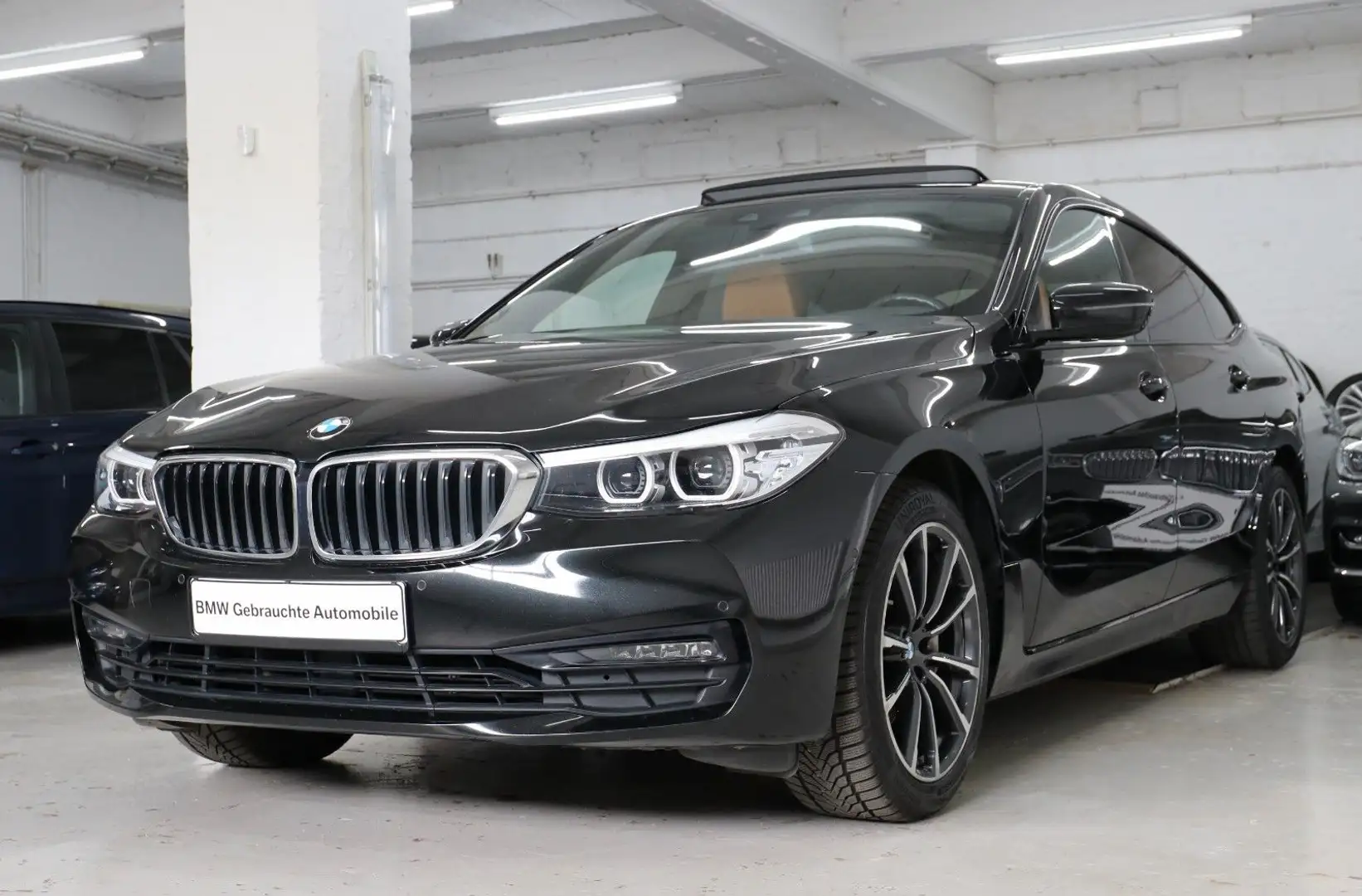 BMW 630 630i  GT Sport Line Leder Live C. Panorama H&K* Black - 1