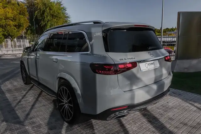 Mercedes-Benz GLS view 10