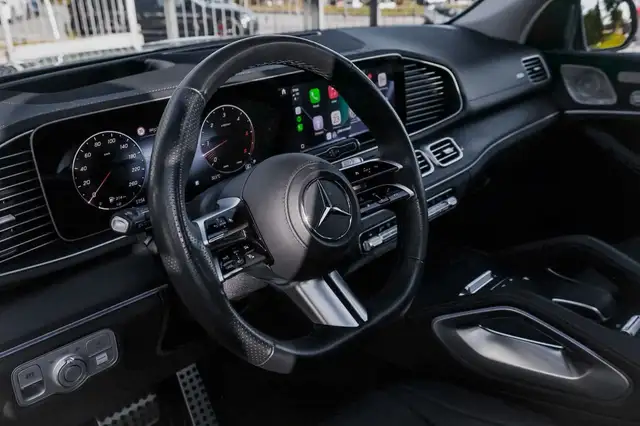 Mercedes-Benz GLS view 16