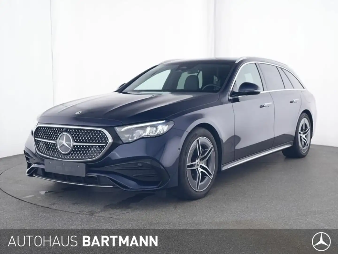 Mercedes-Benz E 300 E 300 T e AMG+ANHÄNGEV.+LED+ KAMERA+TOTW+DISTRON Blau - 2