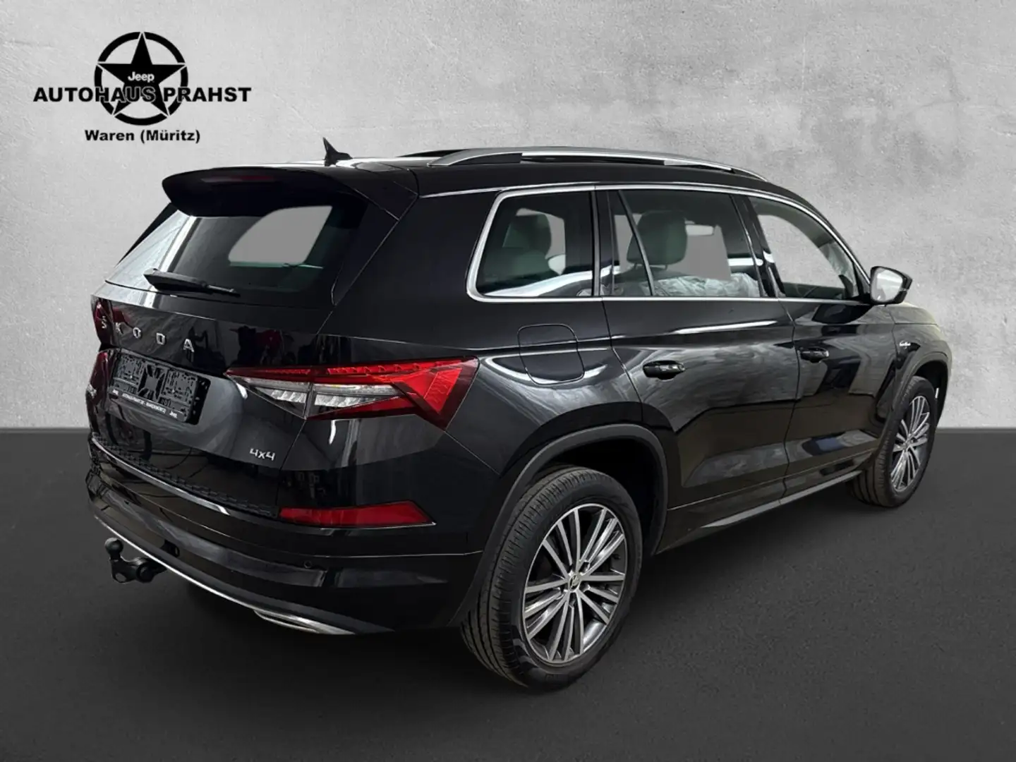 Skoda Kodiaq 2.0TDI 4x4 L&K LEDER PANO 360°VIRTUAL AHK Czarny - 2