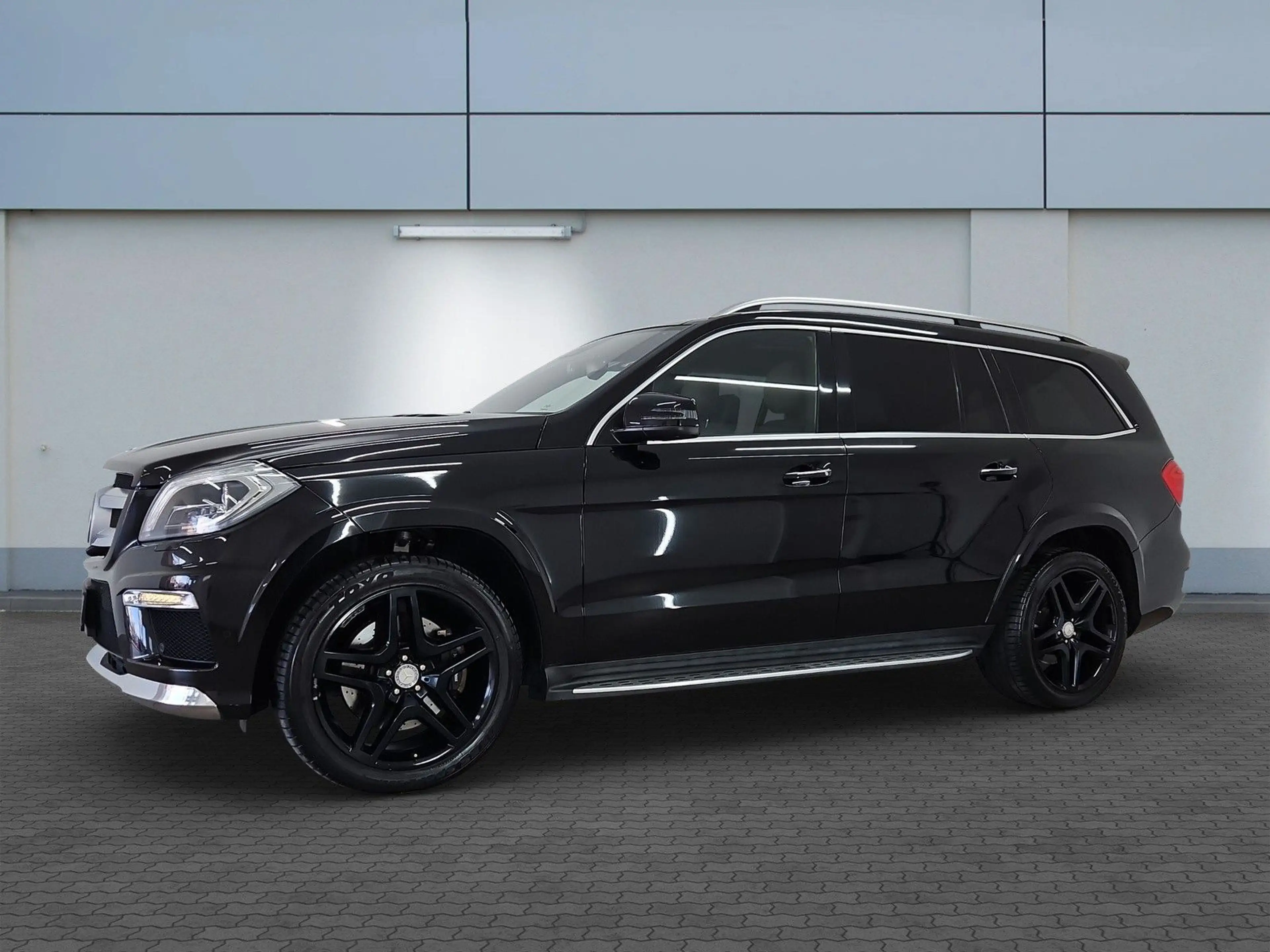 Mercedes-Benz GL 500 AMG 4Matic 7-Sitzer*ACC*PANO*MEMO*TV* — photo 4